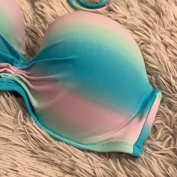 Victoria’s Secret bandeau bikini top - Picture 4 of 9